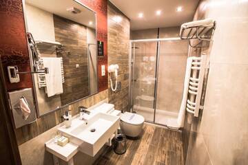 Фото номера Полулюкс Отель Mineral Hotel Malinowy Raj г. Солец-Здруй 2