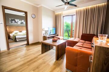 Фото номера Полулюкс Отель Mineral Hotel Malinowy Raj г. Солец-Здруй 3